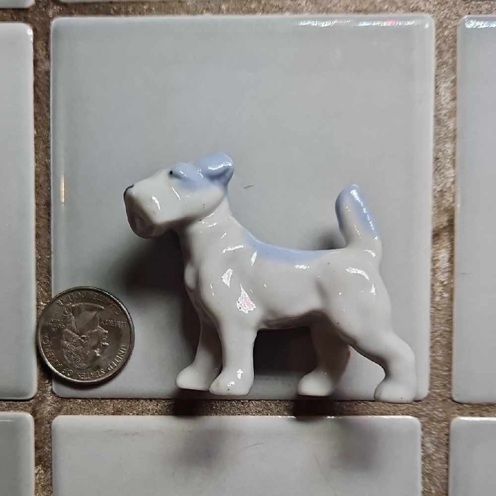 VNT Pfeffer Goth German Schnauzer Ceramic Dog Figurine